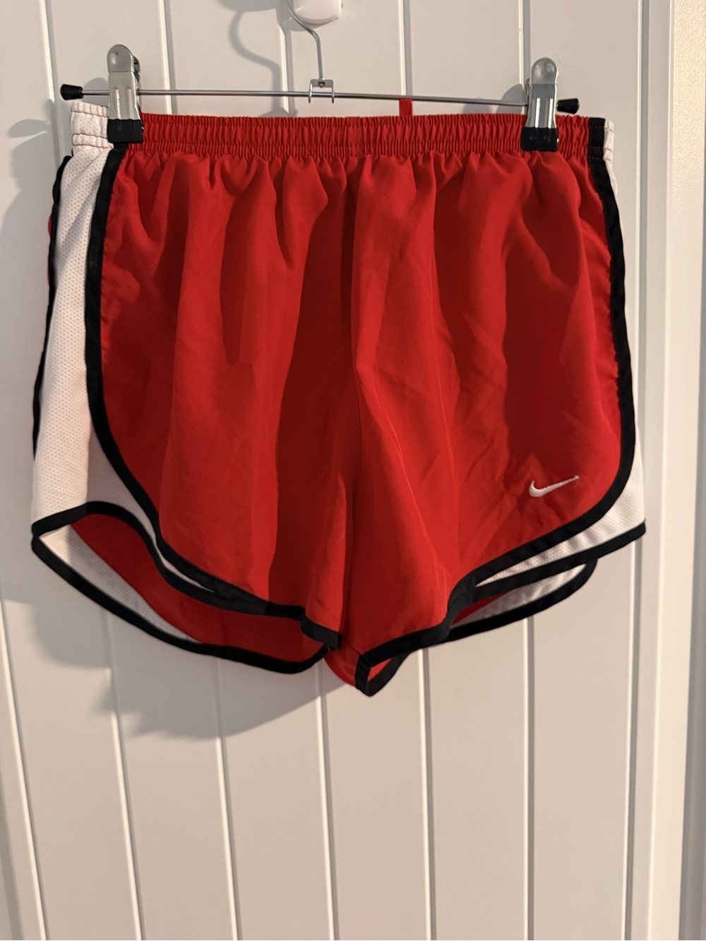 Nike Dri-FIT Tempo Running Shorts Red White Black Women’s Size Small